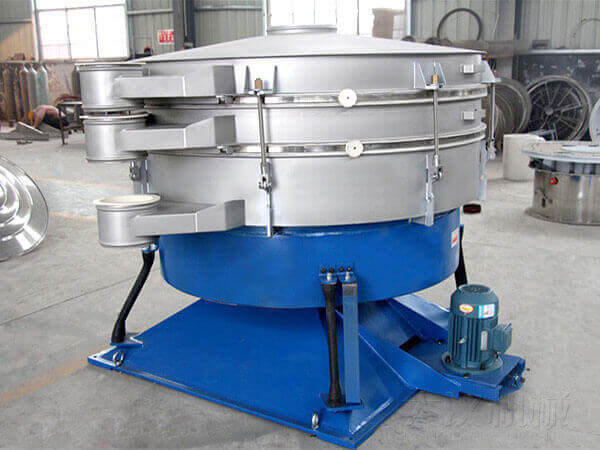 搖擺篩仿照的就是簡(jiǎn)單的篩分方式雙眼雙手篩分，它是目前有效的模擬了人工篩分運(yùn)動(dòng)的有效原理。